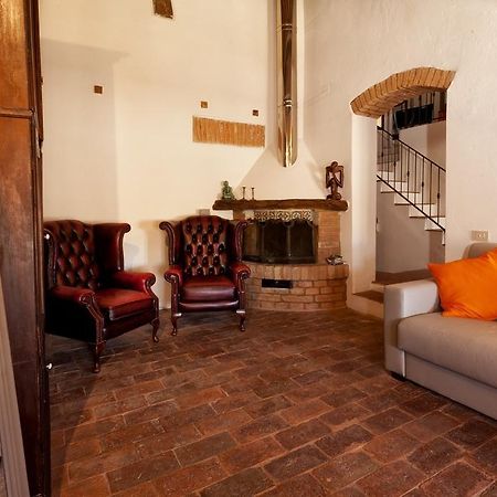 Christian Apartment Buonconvento Chambre photo